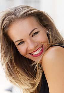 Woman with beautiful teeth smiling