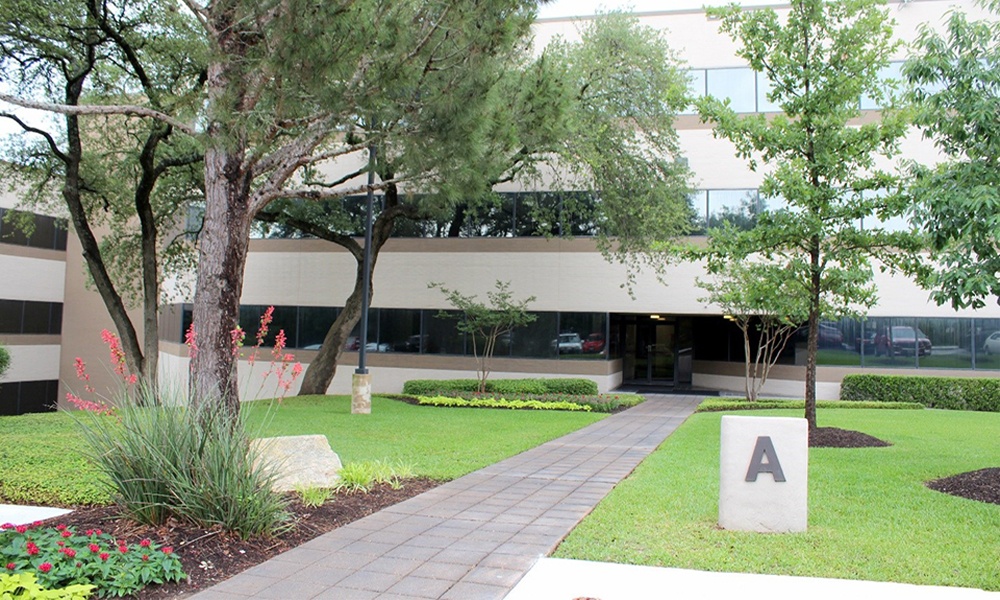 Outside view of West Lake Hills dental office building